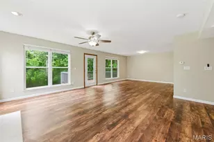 706 Norwood Terrace, Lake Saint Louis, MO 63367 - Photo 11