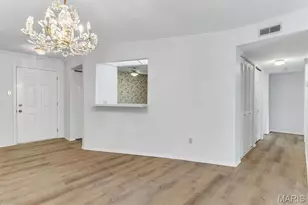 5375 N Kenrick Parke Dr, Saint Louis, MO 63119 - Photo 7