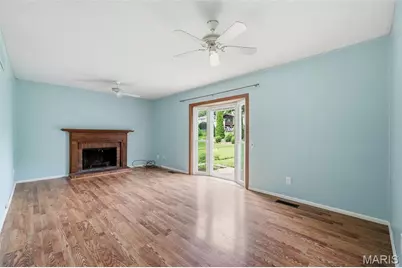 1737 Rosearbor Drive, Saint Louis, MO 63146 - Photo 13