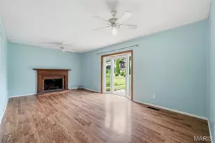 1737 Rosearbor Dr, Saint Louis, MO 63146 - Photo 13