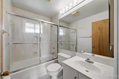 1737 Rosearbor Drive, Saint Louis, MO 63146 - Photo 27
