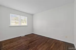 11118 Alan Shepard Dr, Saint Louis, MO 63043 - Photo 15