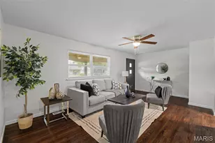 11118 Alan Shepard Dr, Saint Louis, MO 63043 - Photo 3