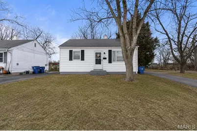 3743 Wright Avenue, Saint Ann, MO 63074 - Photo 1