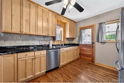 9322 Mackenzie Road, Affton, MO 63123 - Photo 17