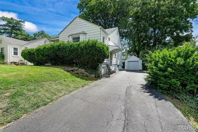 2828 Manderly Drive, Saint Louis, MO 63144 - Photo 3