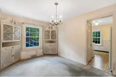 2828 Manderly Drive, Saint Louis, MO 63144 - Photo 9