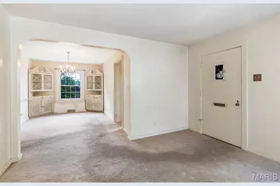 2828 Manderly Drive, Saint Louis, MO 63144 - Photo 7