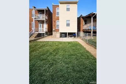 4652 Alaska Avenue, Saint Louis, MO 63111 - Photo 7