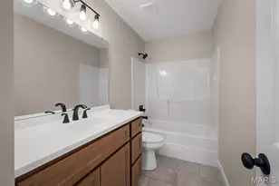 915 Hunter Chaise Dr, Wentzville, MO 63385 - Photo 25