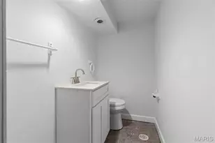 9938 Coventry Ln, Affton, MO 63123 - Photo 31