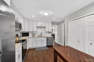 15810 Harris Ridge Ct, Chesterfield, MO 63017 - Photo 19