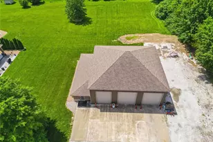 2011 Alana Ln, Saint Paul, MO 63366 - Photo 57