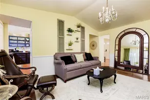 6 Pacer Ct, Florissant, MO 63033 - Photo 7