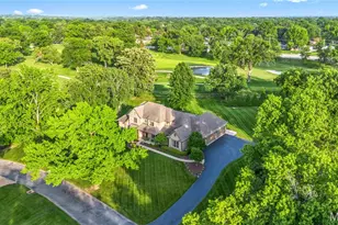 50 Meadowbrook Country Club Estate, Ballwin, MO 63011 - Photo 3