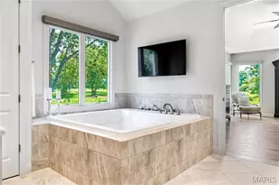 50 Meadowbrook Country Club Estate, Ballwin, MO 63011 - Photo 41
