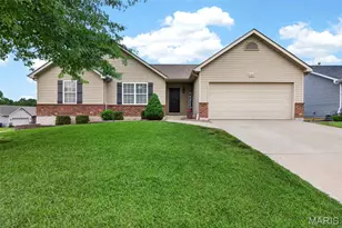 127 Liberty Grove Dr, Wentzville, MO 63385 - Photo 1