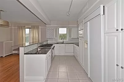 725 S Skinker Boulevard #7C, Saint Louis, MO 63105 - Photo 13