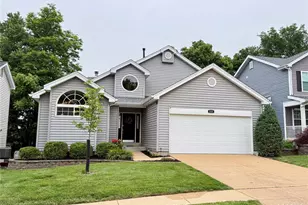 325 Valparaiso Ct, Valley Park, MO 63088 - Photo 1