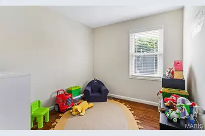 12093 Sunnycrest Place, Maryland Heights, MO 63043 - Photo 19