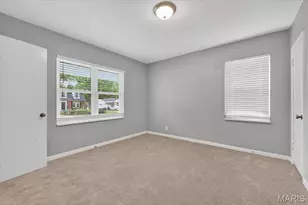 913 Blossom Ln, Rock Hill, MO 63119 - Photo 13