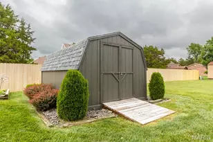417 Lantern Ln, Lebanon, MO 65536 - Photo 9