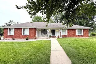 117 Sharon Dr, Montgomery City, MO 63361 - Photo 5