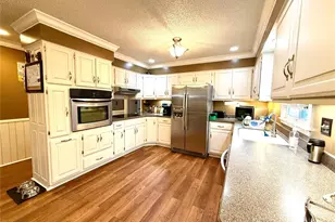117 Sharon Dr, Montgomery City, MO 63361 - Photo 13