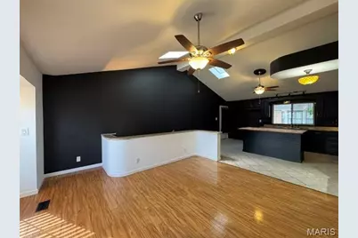 1923 Kingsford Drive, Florissant, MO 63031 - Photo 3
