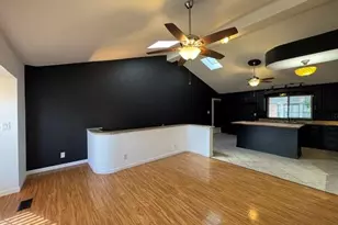 1923 Kingsford Dr, Florissant, MO 63031 - Photo 3
