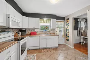 205 Old Sugar Creek Rd, Fenton, MO 63026 - Photo 9
