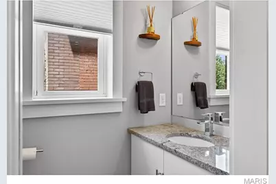 4321 Maryland Avenue, Saint Louis, MO 63108 - Photo 9