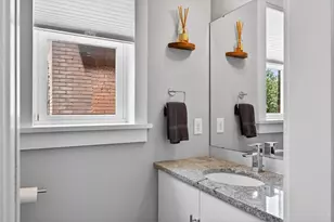 4321 Maryland Ave, Saint Louis, MO 63108 - Photo 9
