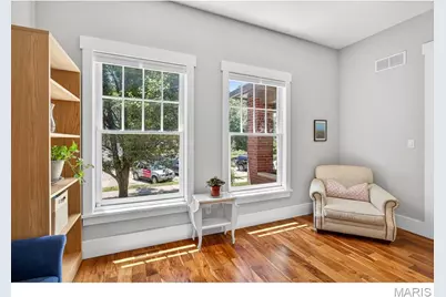 4321 Maryland Avenue, Saint Louis, MO 63108 - Photo 7
