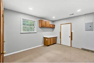 4115 Charbonier Road, Florissant, MO 63031 - Photo 25