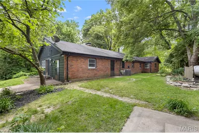 4115 Charbonier Road, Florissant, MO 63031 - Photo 33