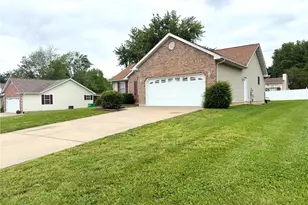 541 John David Dr, Farmington, MO 63640 - Photo 5
