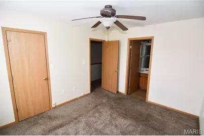 3 Hensley Terrace, Jennings, MO 63136 - Photo 21