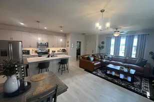 13 Aubrey Pl, Saint Charles, MO 63303 - Photo 3