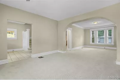 7005 Pershing Avenue, University City, MO 63130 - Photo 11