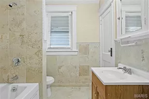 7005 Pershing Ave, University City, MO 63130 - Photo 21