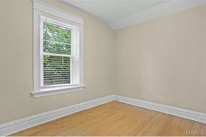 7005 Pershing Avenue, University City, MO 63130 - Photo 19