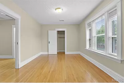 7005 Pershing Avenue, University City, MO 63130 - Photo 17