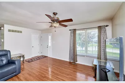 1217 White Oak Court, Troy, MO 63379 - Photo 9