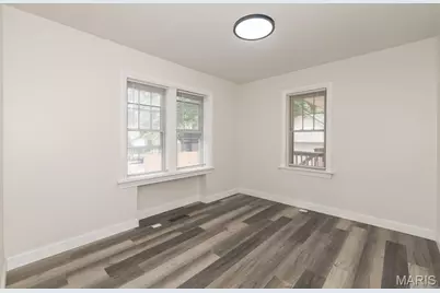 2471 Northland Avenue, Saint Louis, MO 63114 - Photo 9
