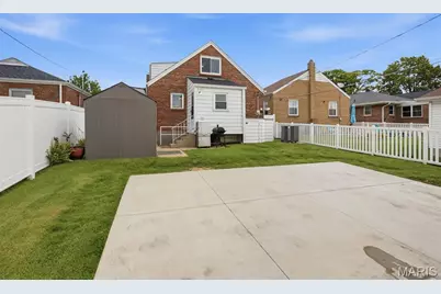 5426 Mardel Avenue, Saint Louis, MO 63109 - Photo 7