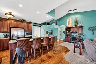 906 Daffodil Ridge Dr, O'Fallon, MO 63366 - Photo 11