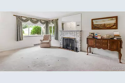 527 Sunningwell Drive, Webster Groves, MO 63119 - Photo 9