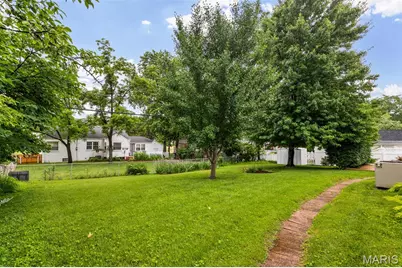 527 Sunningwell Drive, Webster Groves, MO 63119 - Photo 45