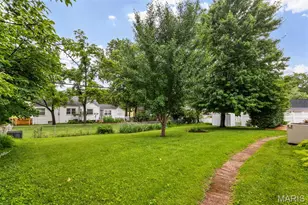 527 Sunningwell Dr, Webster Groves, MO 63119 - Photo 45